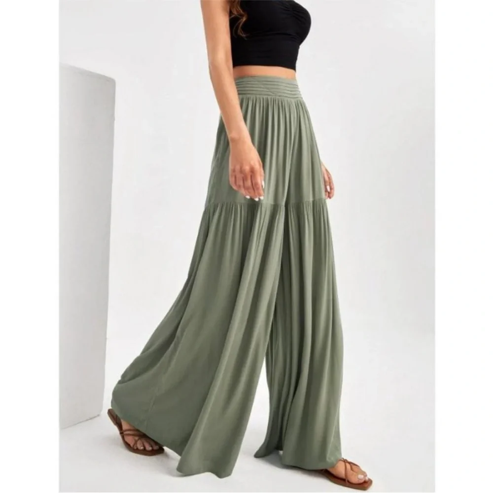 Pleated Wide-Leg Pants - Picture 1 of 6